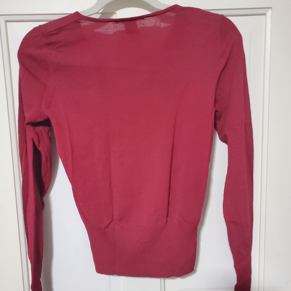 Red Patterned Limited Sweater - Picture 3 of 8